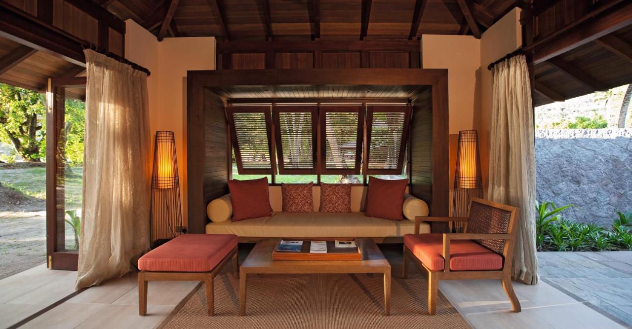 فندق كونستانس إيفيليا بوغْ غْلو المظهر الخارجي الصورة Interior of a villa at the Balesin Island Club