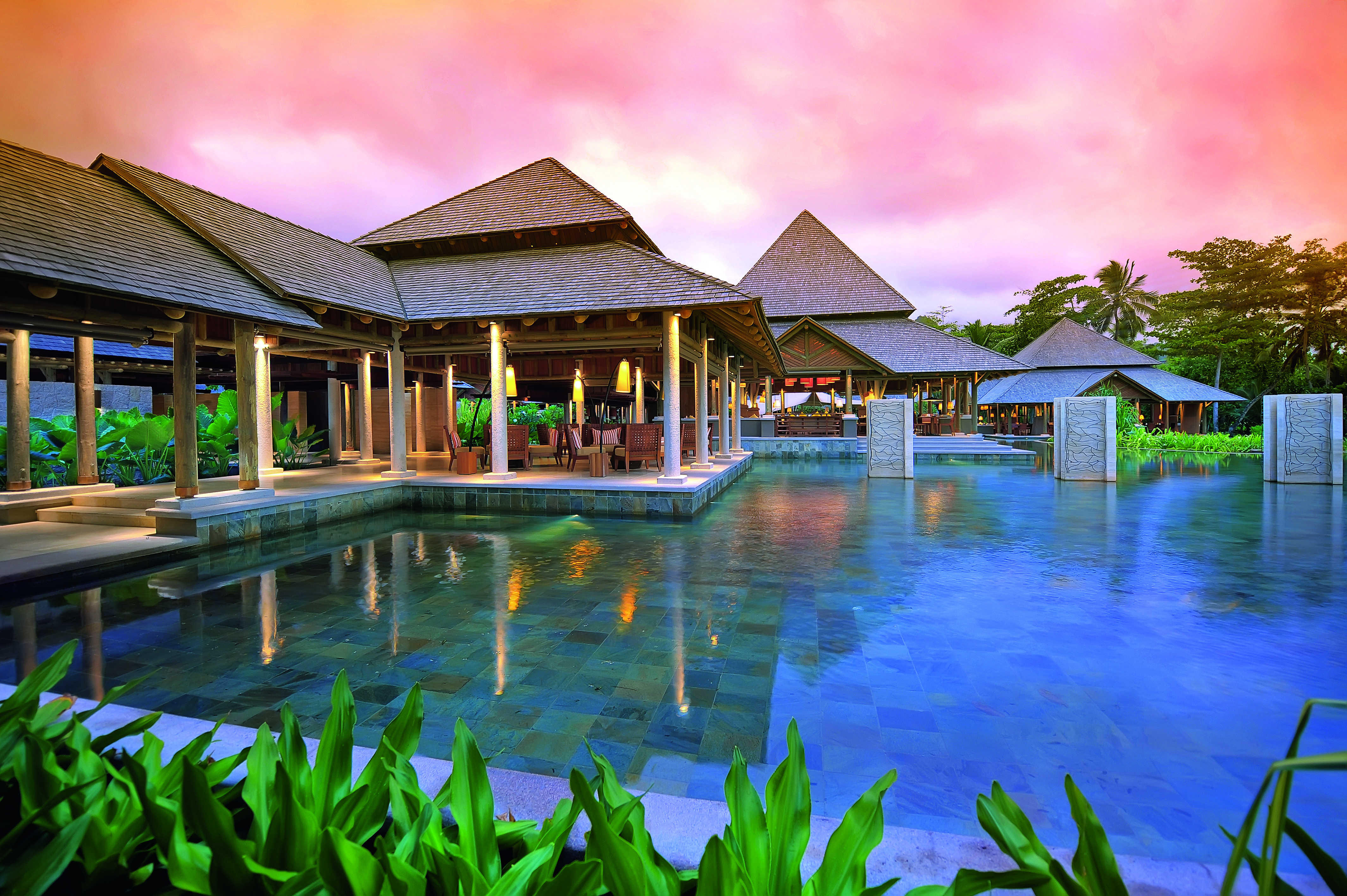 فندق كونستانس إيفيليا بوغْ غْلو المظهر الخارجي الصورة The swimming pool at the resort